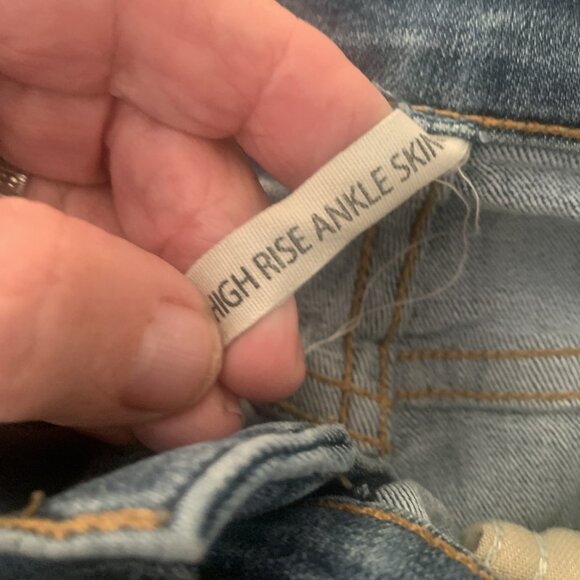 Rag & Bone High Rise Ankle Skinny Stretch Jean in West, Medium Wash - Picture 6 of 8